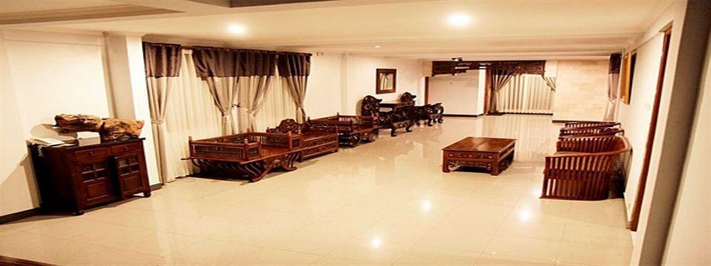 Lotus Hotel 2*