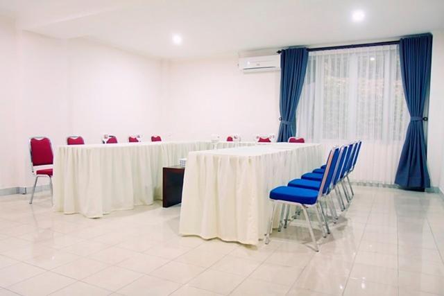 Lotus Hotel Bandung