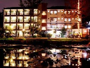 Hotel Lotus